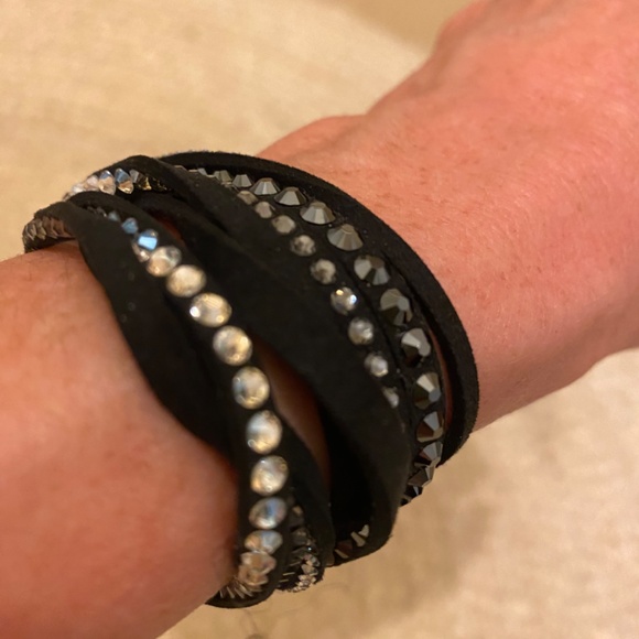 Swarovski leather wrap bracelet - Picture 3 of 3